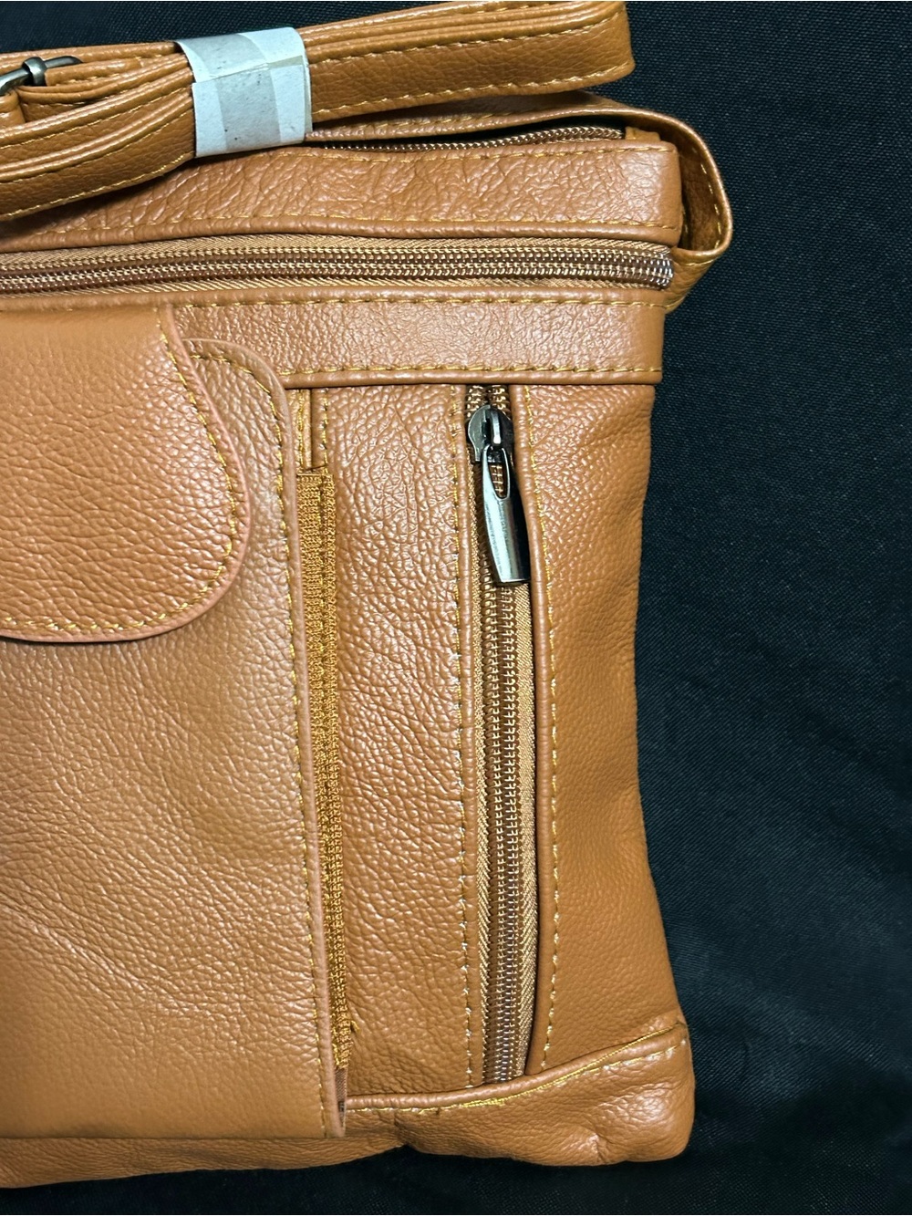 Maze On The Go Genuine Soft Leather Tan Crossbody Bag Purse NWT - Picture 3 of 9